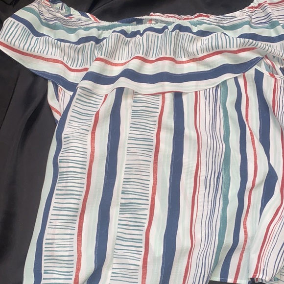 EUC Lane Bryant Stripped-off shoulder blouse! Size 22/24🔥 - Picture 7 of 9